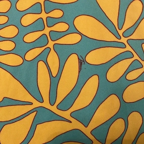 NWT TRINA TURK LONG SLEEVE SWIM SUIT SIZE L - Picture 4 of 7